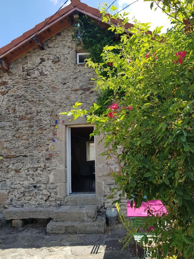 Gite De La Meille Chamalières-sur-Loir Buitenkant foto